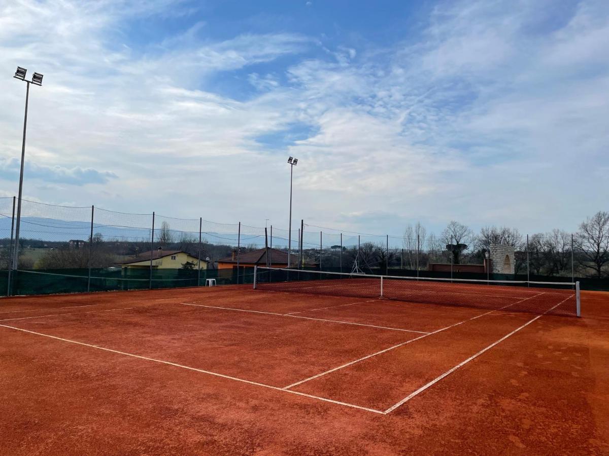 Agriturismo Ciociaro " Il Colle " Hotel Ristorante Ceprano Eksteriør billede
