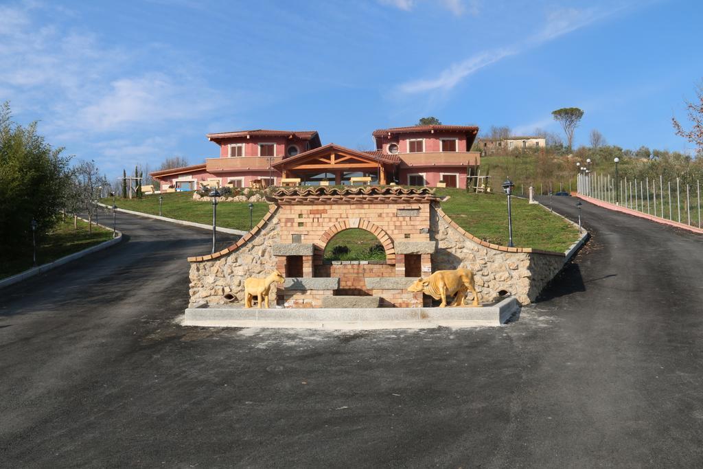 Agriturismo Ciociaro " Il Colle " Hotel Ristorante Ceprano Eksteriør billede