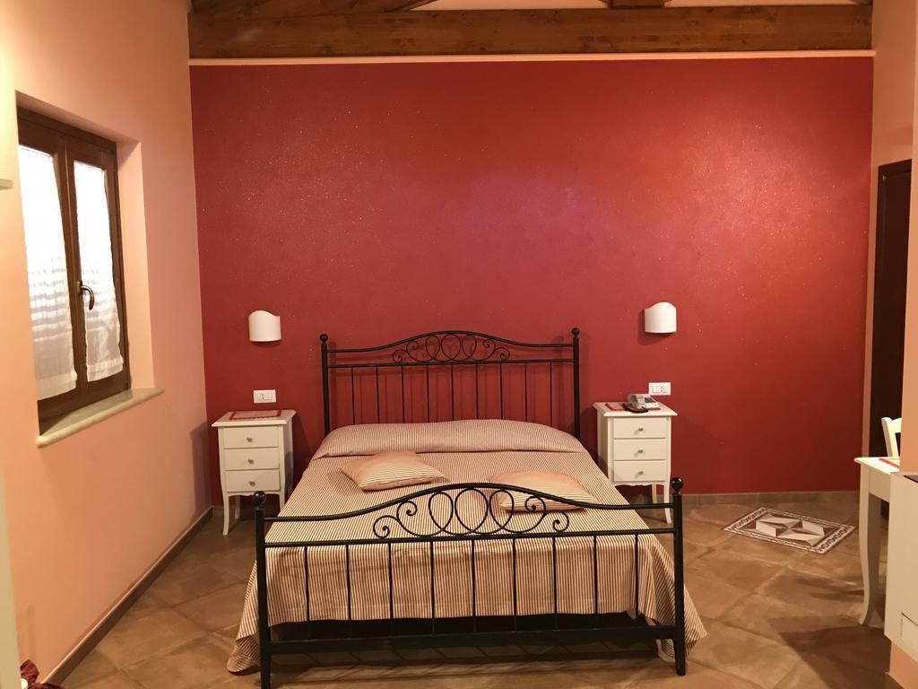 Agriturismo Ciociaro " Il Colle " Hotel Ristorante Ceprano Eksteriør billede