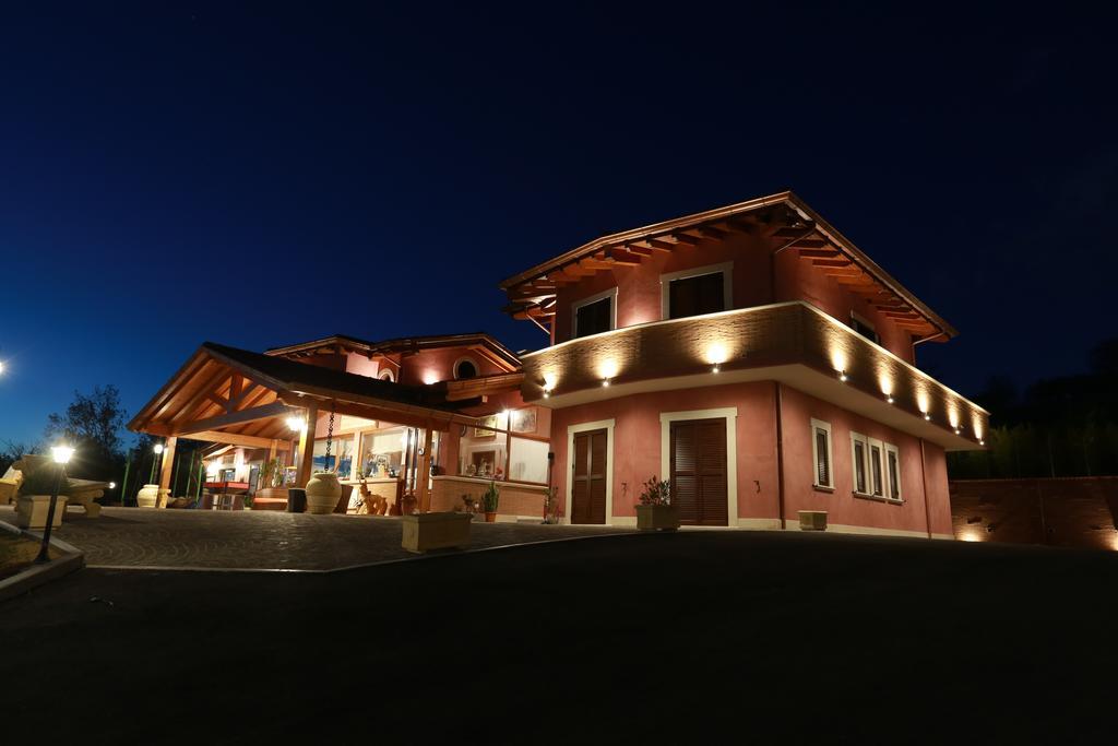 Agriturismo Ciociaro " Il Colle " Hotel Ristorante Ceprano Eksteriør billede